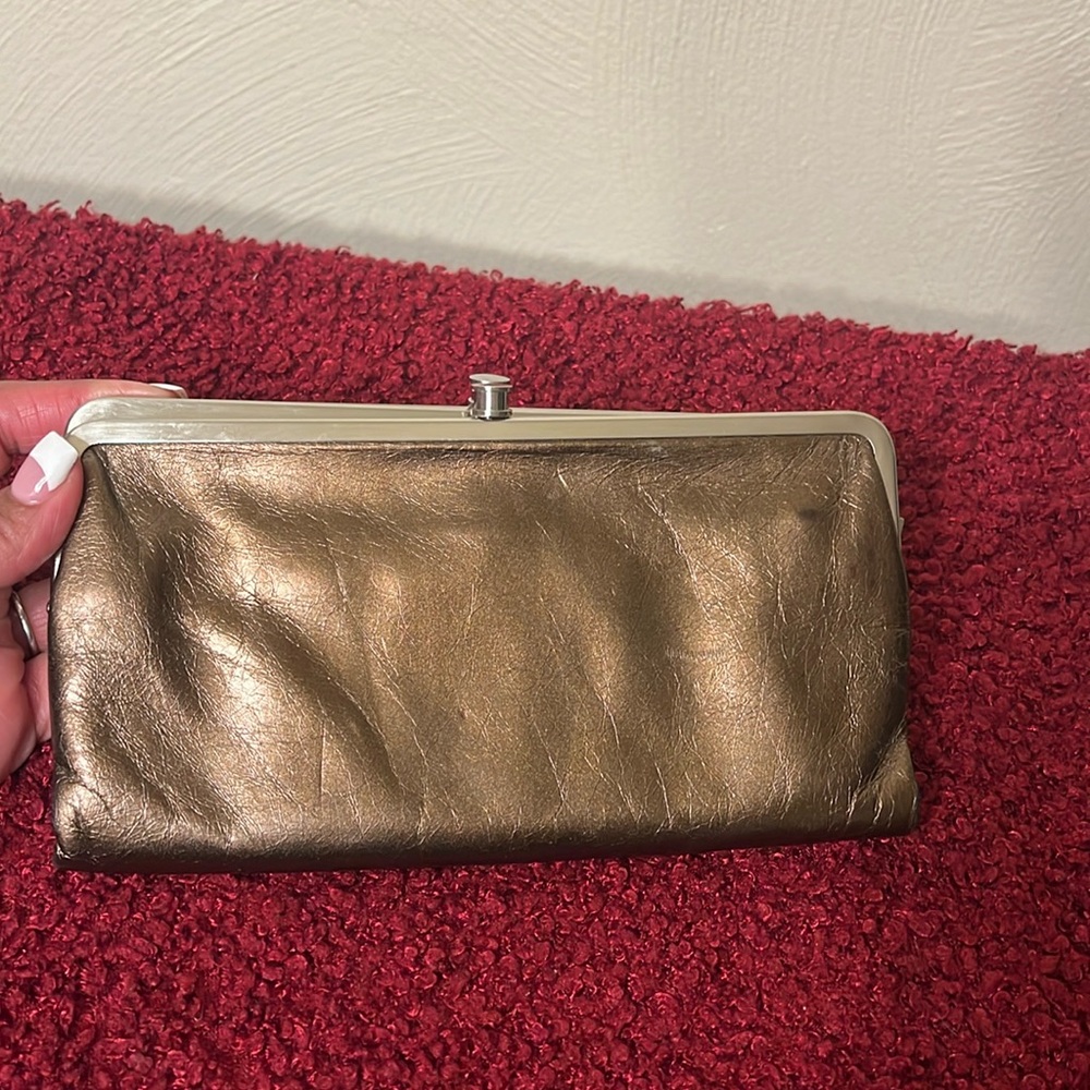 HOBO INTERNATIONAL LAUREN DOUBLE KISS LOCK METALLIC BRONZE LEATHER CLUTC…